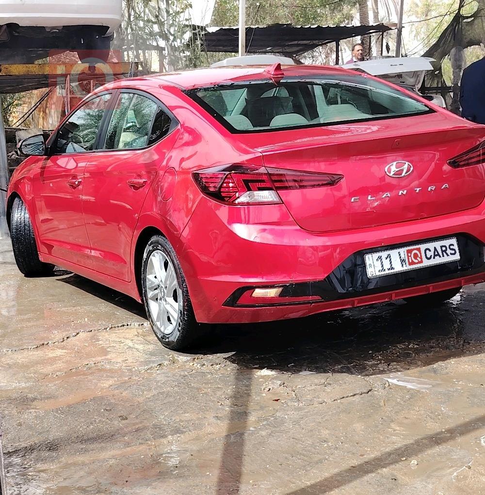 هيونداي النترا